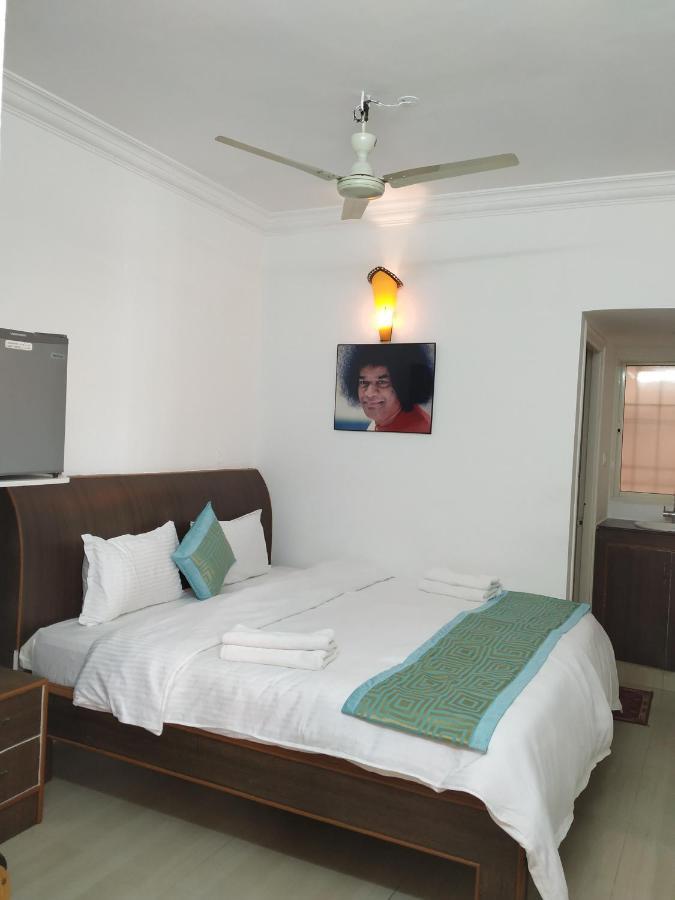 Aum Hotel 푸타파르티 외부 사진